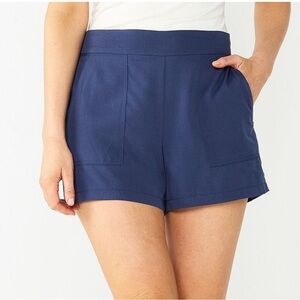 Nine West Navy patch pocket mid rise Women's Shorts size XL